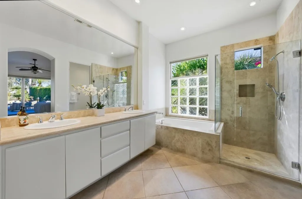 261 Loch Lomond Road, Rancho Mirage, California 92270 home-pic-25